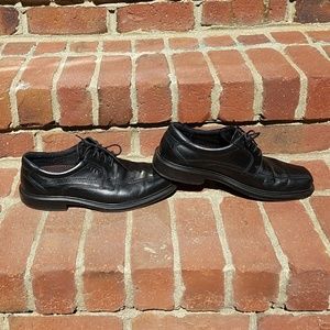 Ecco dress shoes